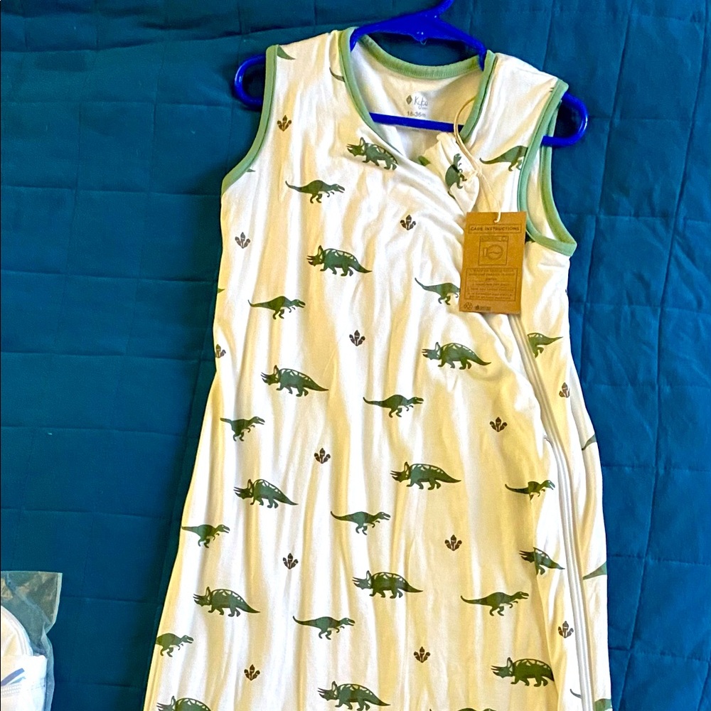 NWT Kyte BABY 18-36 month 0.5 tog Dino sleepsack